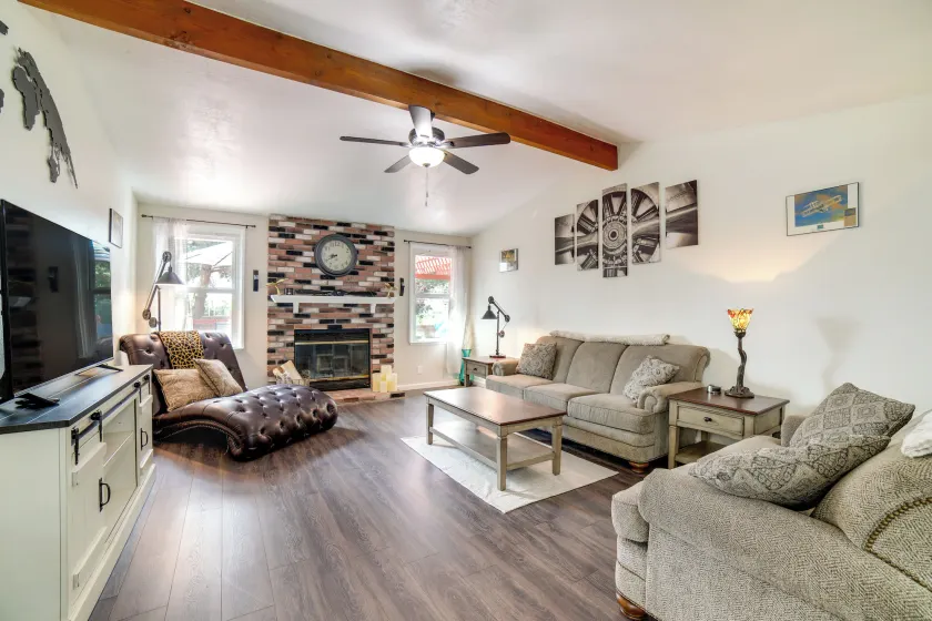 Pet-Friendly Home w/ Hot Tub! 6 Mi to Dtwn Reno - Image 1