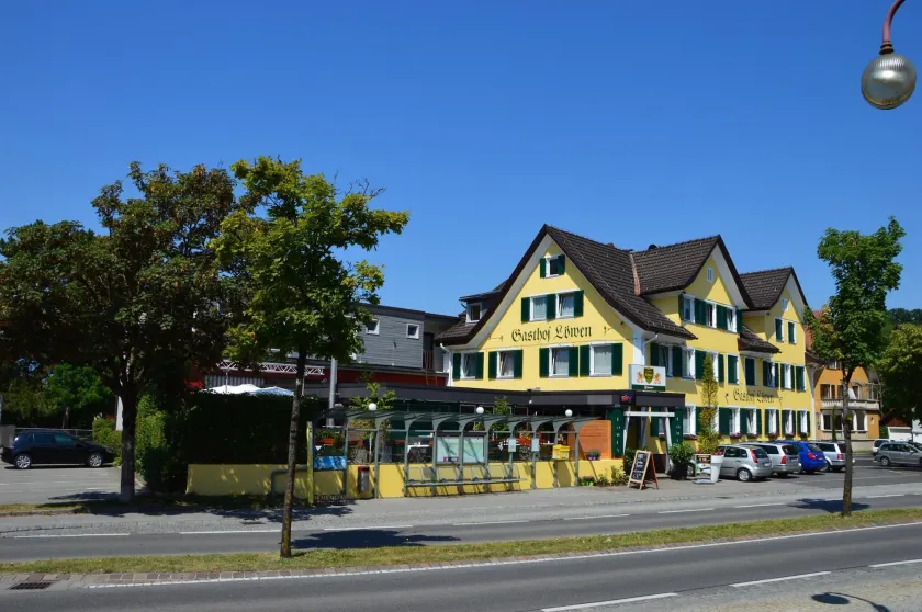 Hotel Pension Löwen nahe Feldkirch - günstige Zimmer für Urlauber, Firmen und Monteure - Image 1