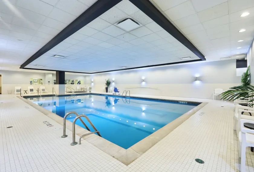 Renaissance Chicago O'Hare Suites Hotel - Image 1