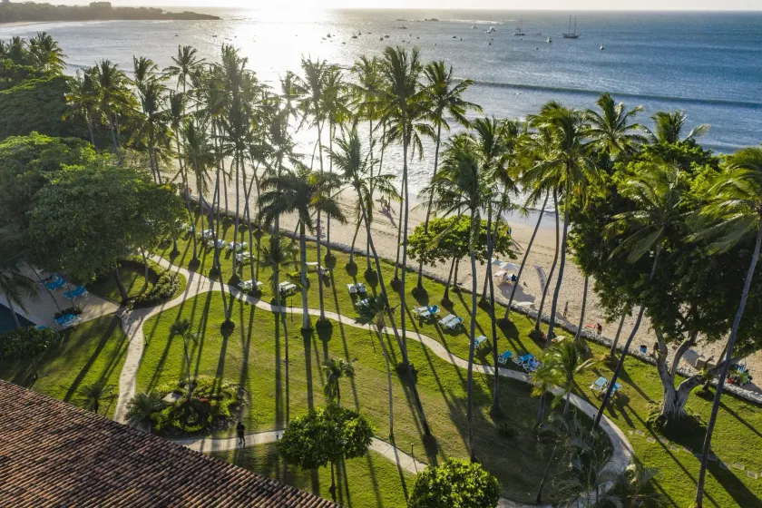 Hotel Tamarindo Diria Beach Resort - Image 1