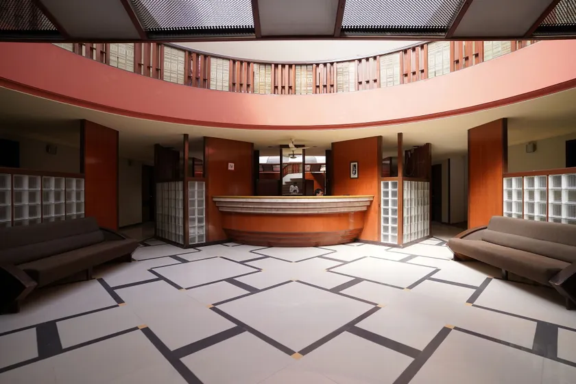 Hotel Metropolis - Reception