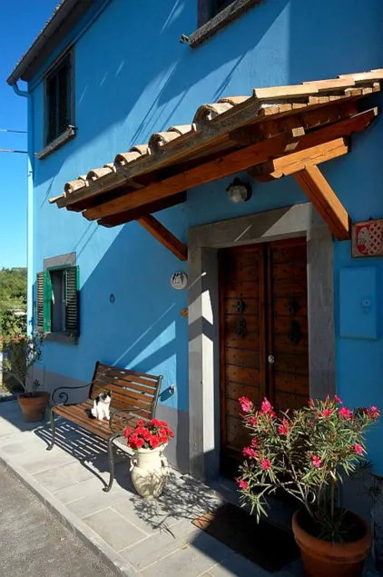 Blue House vicino a Bagnoregio - con vista sui Monti Umbri e sulla Valle del Tevere - Image 1