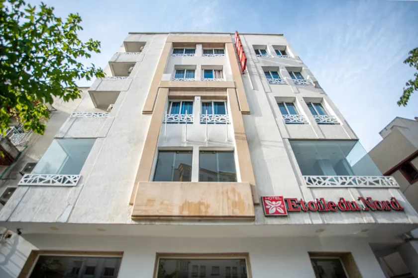 Hotel Etoile Du Nord - Image 1