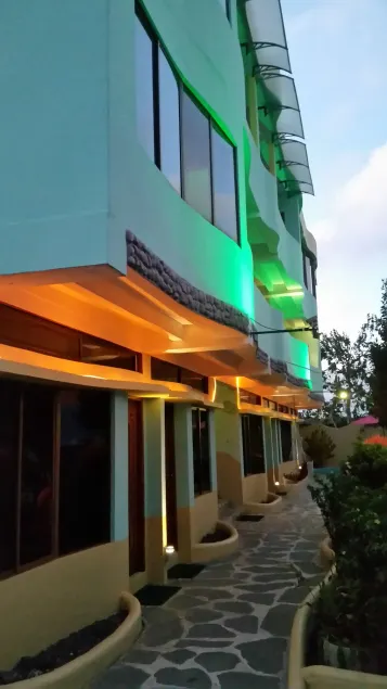 Galápagos Eco Friendly - Interior entrance