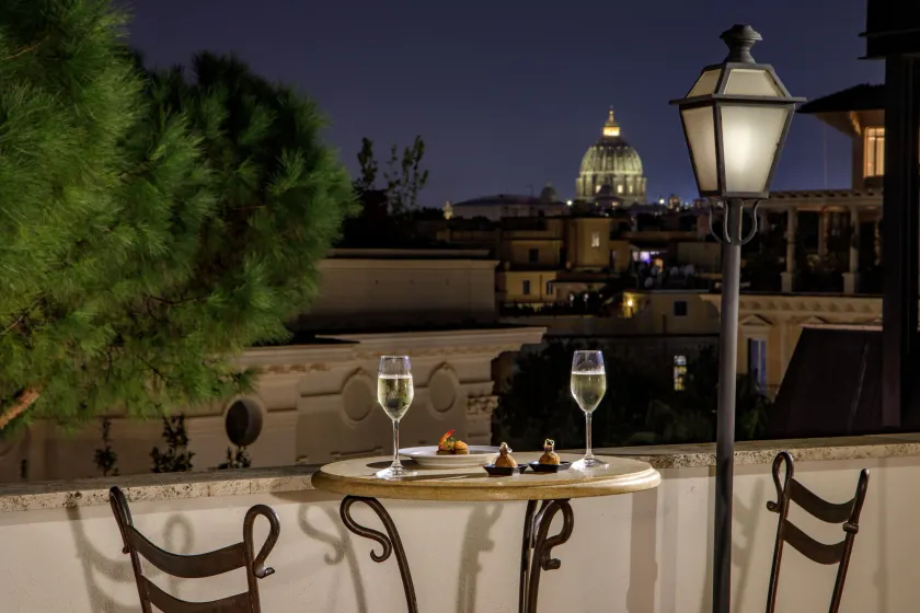 Donna Laura Palace by OMNIA hotels - Image 1