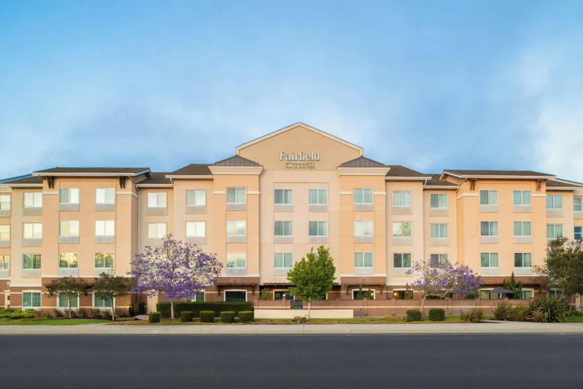 Fairfield Inn & Suites Santa Maria - Image 1