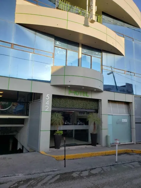 Hotel Esmeralda's - Image 1