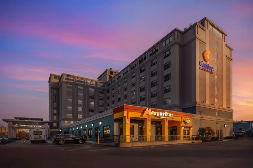 Comfort Inn & Suites Logan International Airport - Image 1