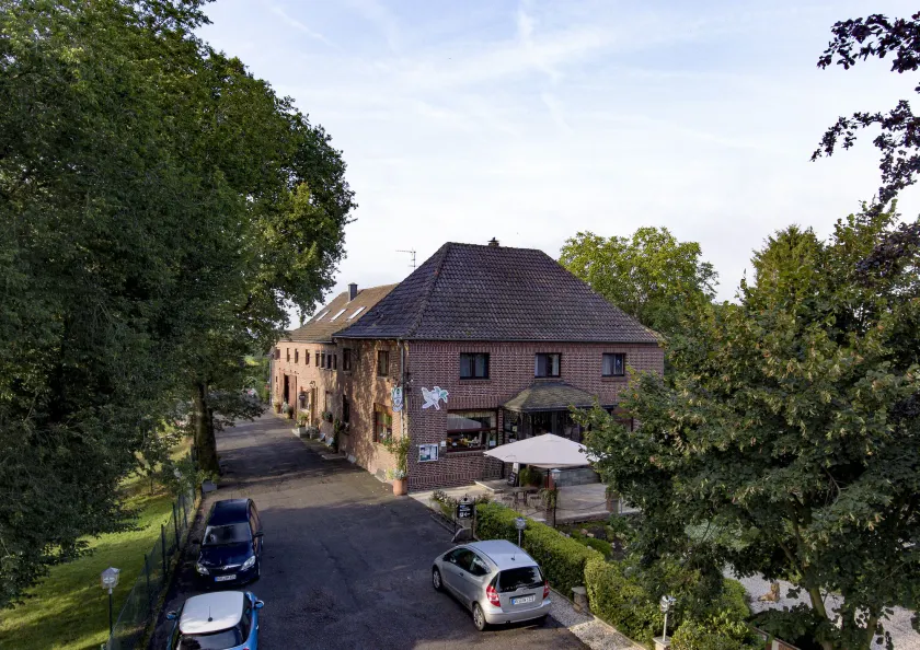 Hotel Haus Nachtigall - B&B - Image 1