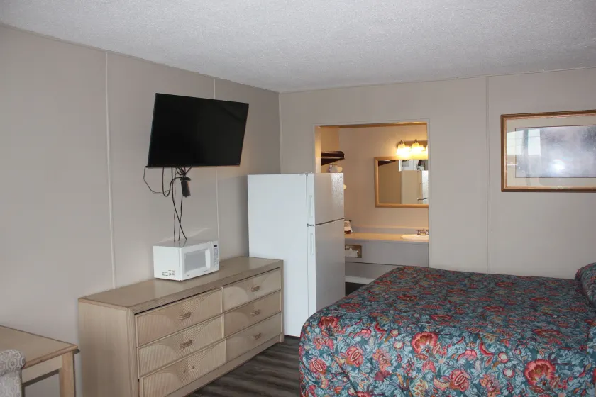 Red Carpet Inn - Louisville - Image 1