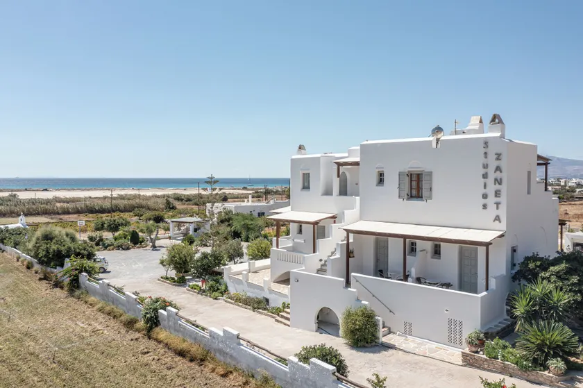 Zanneta Apartments & Suites - Image 1