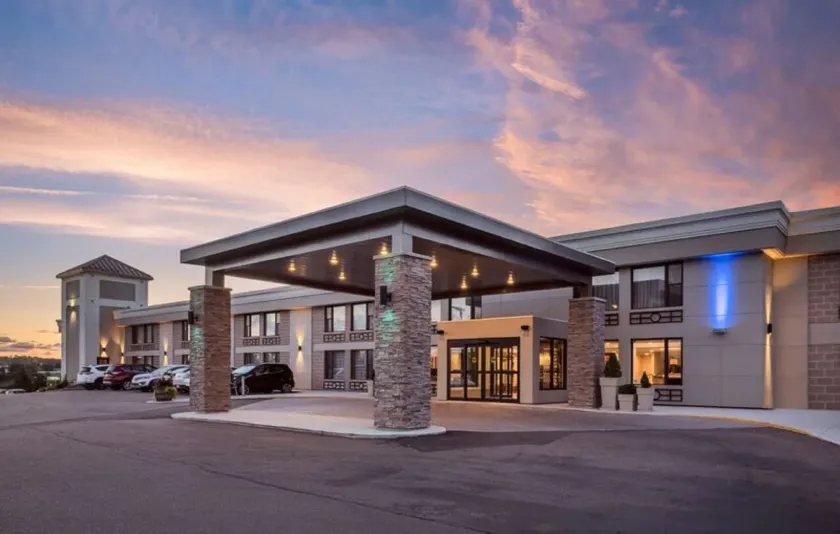 Holiday Inn Express Hotel & Suites Charlottetown by IHG - Image 1