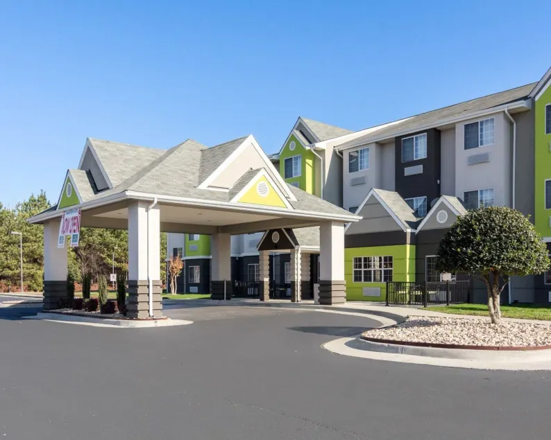 Quality Inn & Suites Ashland near Kings Dominion - Image 1