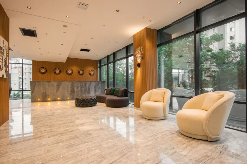 SHERLOCK HOMES HOTELS - Lobby