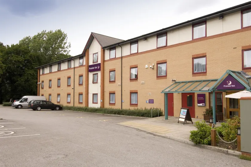 Premier Inn Harrogate South - Image 1