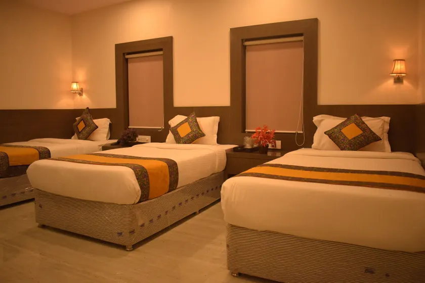 Hotel Hari Vilaas - Image 1