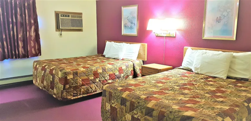 AmeriVu Inn & Suites-Avon - Image 1
