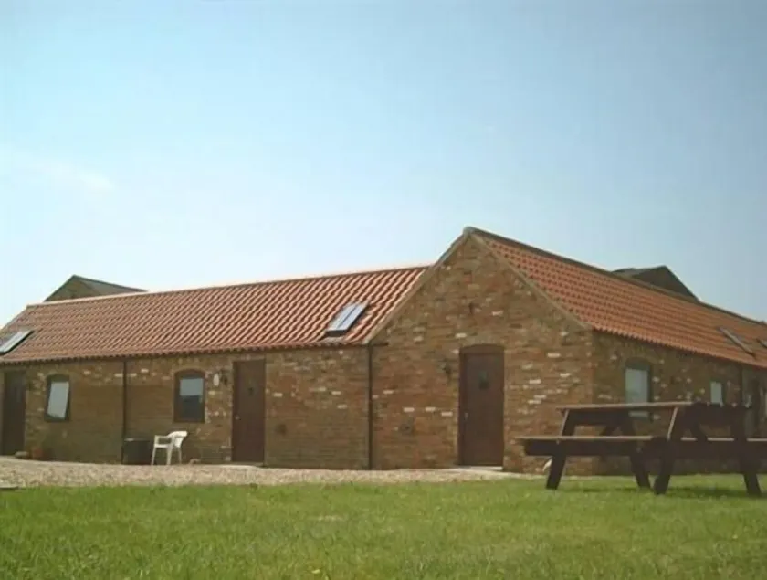 Glebe Farm Apartments - Image 1