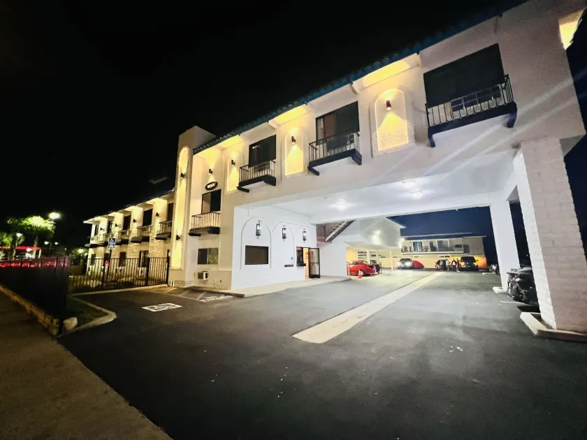 Casa Playa Inn - Stanton, Anaheim - Image 1