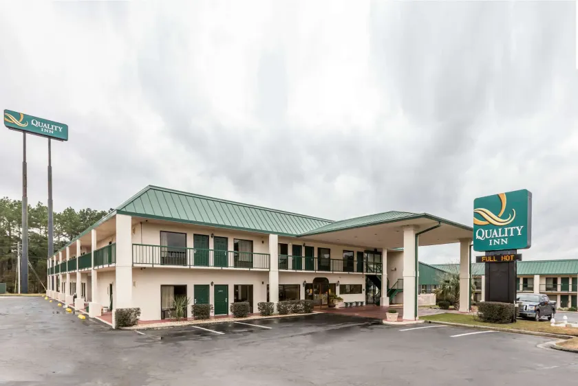 Quality Inn Tifton - Image 1