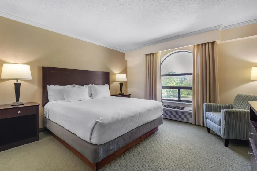 Best Western Davison Inn - Image 1