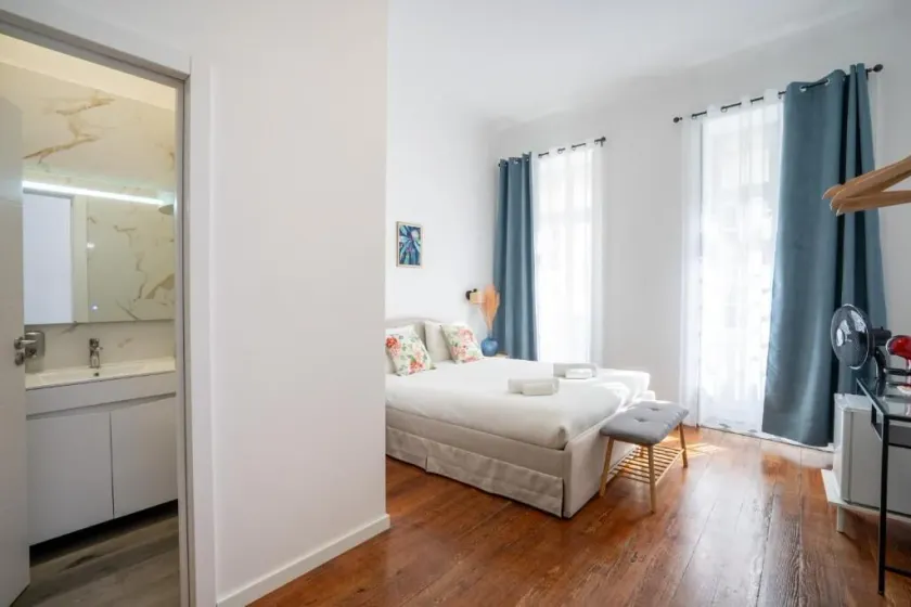 Zarco Suites by Sé Funchal - Zimmer