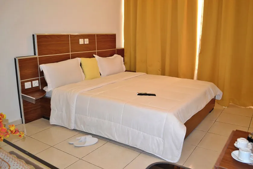 Hotel Etoile Du Stade - Image 1