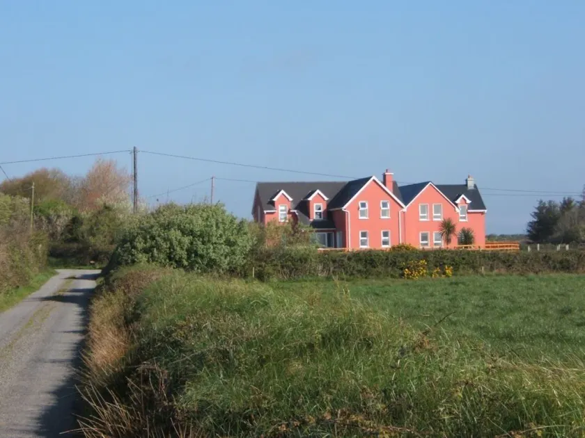 Glencarrig B&B - Image 1
