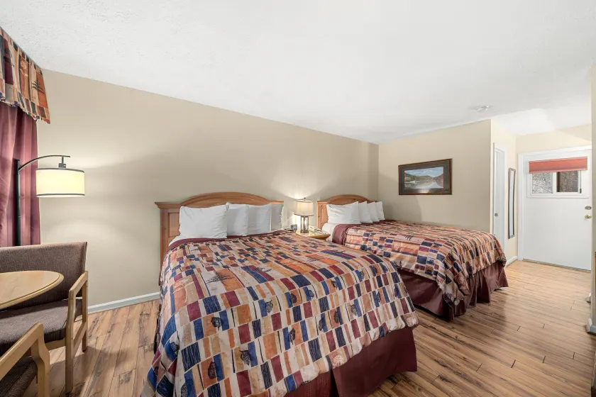 Jonathan Creek Inn and Villas - Image 1