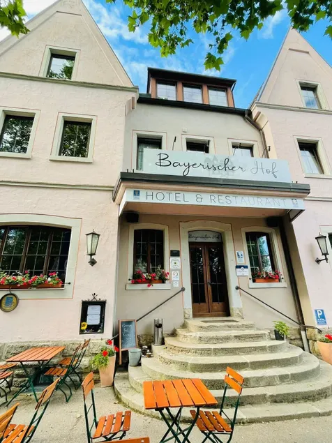 Bayerischer Hof - Image 1