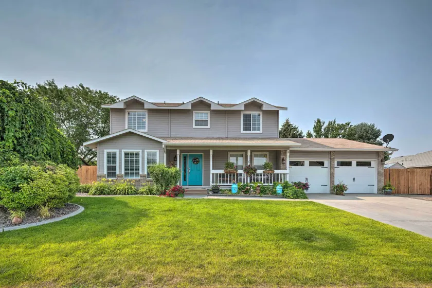 Idyllic Nampa Family Home with Hot Tub & Fire Pit! - Image 1