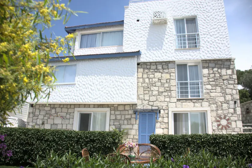 Tepe Hotel - Image 1