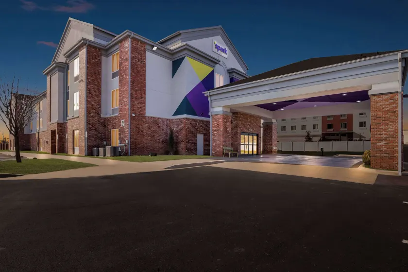 Spark by Hilton Catoosa - Image 1