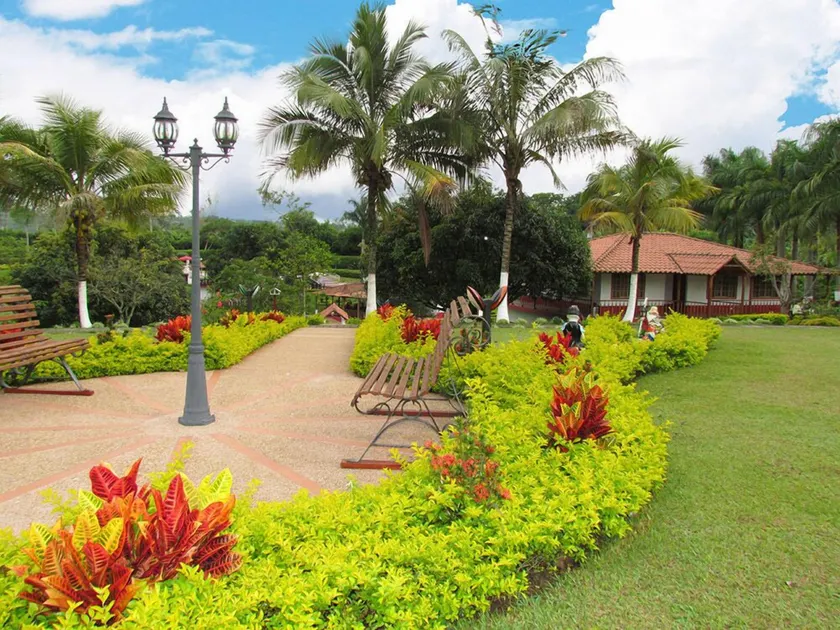 Hotel Campestre Pueblo Bello - Image 1