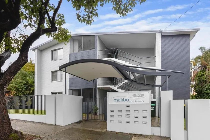 Malibu Apartments - Perth - Image 1