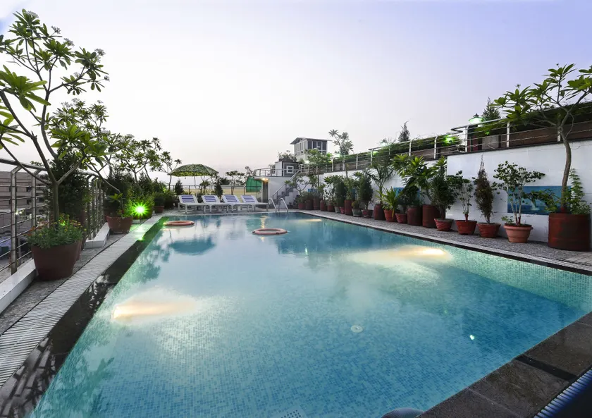 Hotel Taj Resorts - Image 1