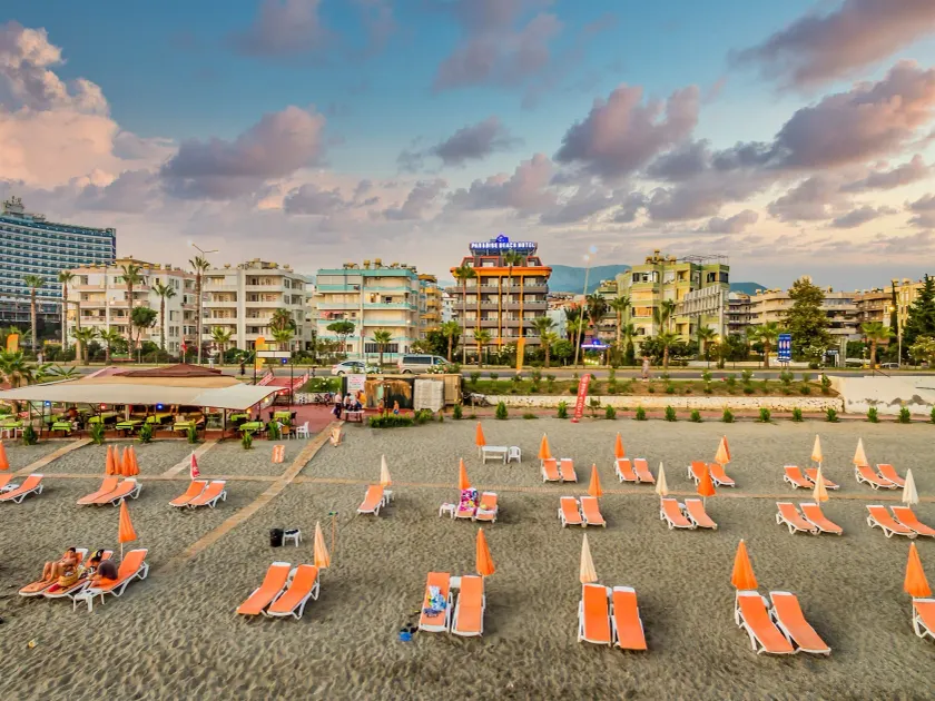 Arsi Paradise Beach Hotel - Image 1