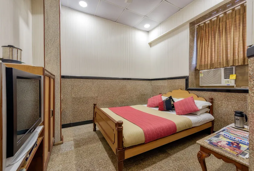 Hotel Royal Castle - Image 1