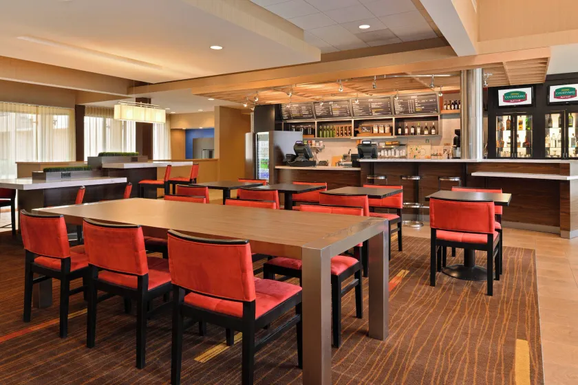 Courtyard by Marriott Dallas Northwest - Image 1