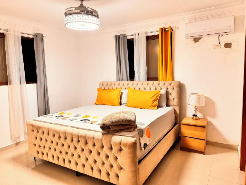 Santiago Amazing 4bedrooms Apt for group, spectacular WIFI, close to all fun - Image 1