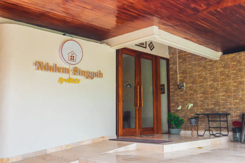 Ndalem Singgah Malioboro By Abiza - Image 1