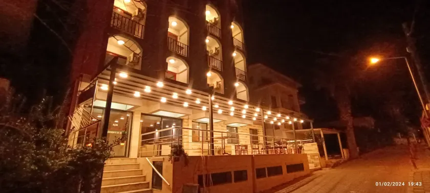 Erciyes Otel Kusadasi - Image 1