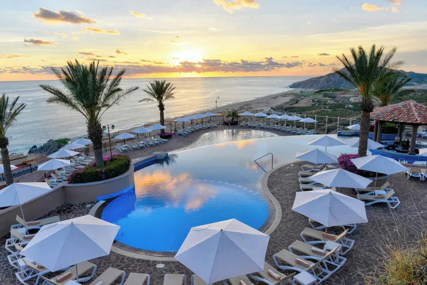 Pueblo Bonito Sunset Beach Golf & Spa Resort - All Inclusive - Image 1