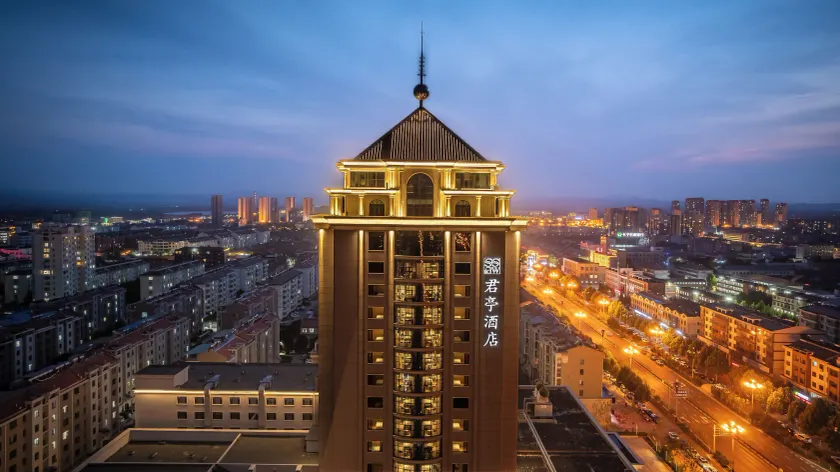 Ronghuitong SSAW Hotel - Image 1