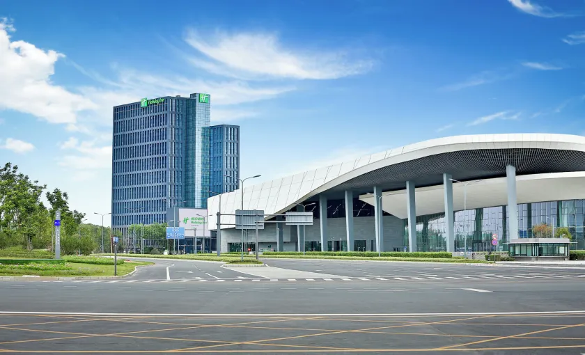 Holiday Inn Chengdu Qinhuang by IHG - Image 1