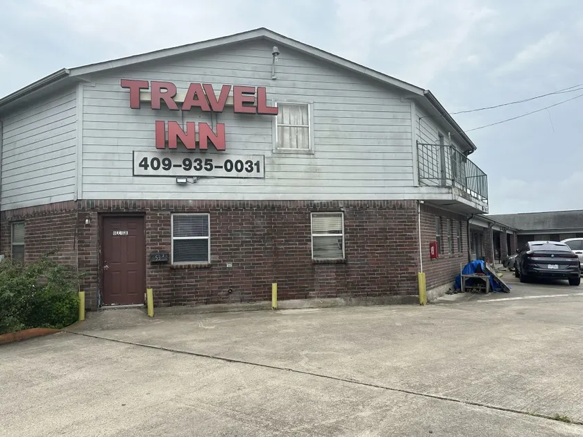 Travel Inn By OYO La Marque Texas City I-45 - Image 1