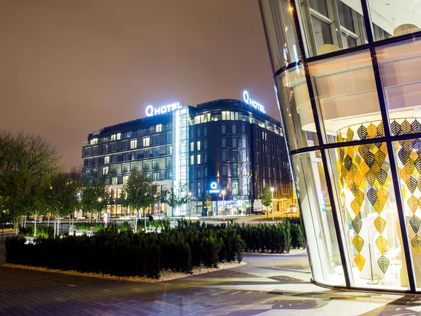 Q Hotel Plus Kraków - Image 1