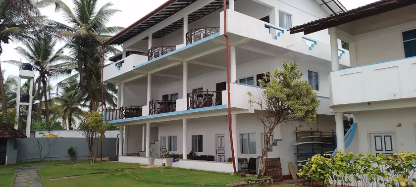 7th sky idyll hotel - Image 1