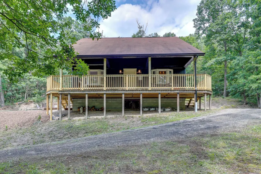 Swings, Fire Pit + Views: Shirleysburg Cabin! - Image 1
