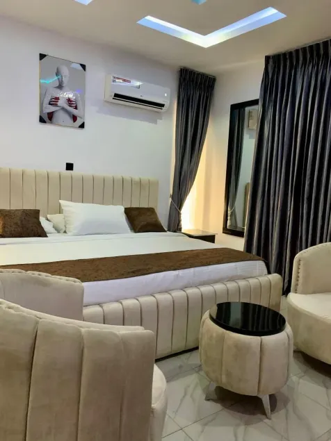 Grand Churchill Luxury Hotel - Image 1
